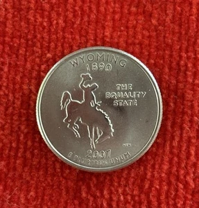 2007 Wyoming State Quarter Excellent - Picture 1 of 3