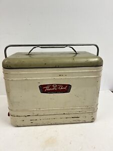 Vintage METAL COOLER w Tray THERMA CHEST ice insulated box Knapp Monarch locking