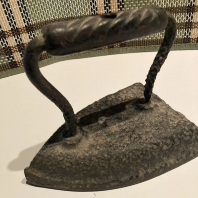 HIERRO FUNDIDO HIERRO PLANO ANTIGUO - VINTAGE Foto 1 de 4