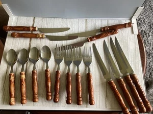 Vintage 70’s Era Taiwan Stainless Wood Handle Silverware Set 16 Pieces Preowned - Picture 1 of 11
