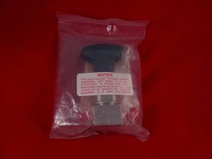 Swagelok SS 1/4" TBW Manual Diaphragm Valve, 3870-01821, 6LV-DABW4-P - Picture 1 of 1