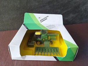 ERTL #537 - John Deere Combine with Corn & Grain Heads - 1/80 Scale - BNIB - Picture 1 of 5