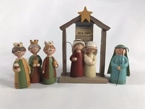 Secchiello Fiori Resina Natività Sacra Famiglia Silenziosa Notte Santo Pastore Saggi NOB - Foto 1 di 6