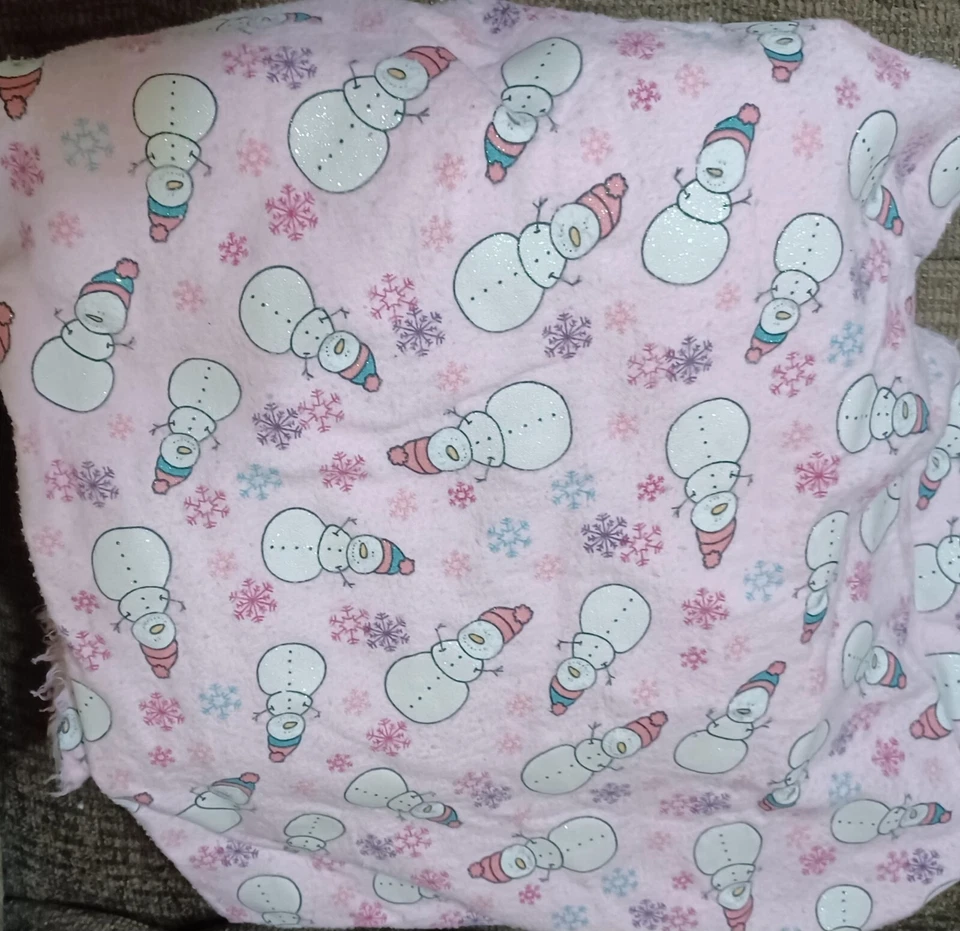 JO ANN Floral Flannel Fabric Glitter Snowman Pink 4 Yds,30" X 40 W - Image 1 of 1