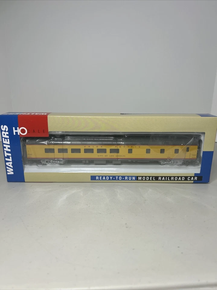 WALTHERS #932-9542  Union Pacific ACF 48-Seat Diner #4808 "City of L.A."  1:87 - Image 1 of 4
