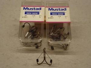 Mustad W3551 Weedless Treble Hooks, (Two 5 Packs)  10 Hooks, Size 1 - Picture 1 of 2