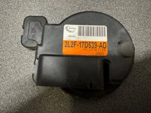 2002-2008 Ford F250 / F350 Windshield Wiper Motor Module 2L2F-17D539-AD OE - Picture 1 of 2