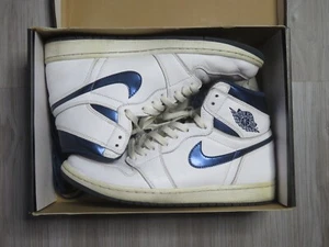 Size 9.5 - Air Jordan 1 Retro OG High Metallic Navy Pre Owned With Box - Picture 1 of 10