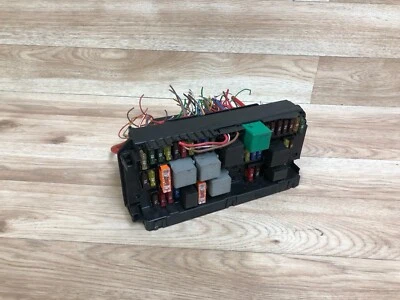 MERCEDES BENZ OEM W207 W212 E350 E550 FRONT SAM FUSE BOX BLOCK 2010-2013 2 - Image 1 of 4