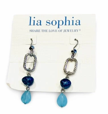 Pendiente colgante Lia Sophia "Vista" perlas azules de agua dulce, cristales y tono plateado Foto 1 de 3