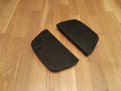 Harley Road King Touring Marchepied caoutchouc passager repose-pieds caoutchouc - Photo 1/3