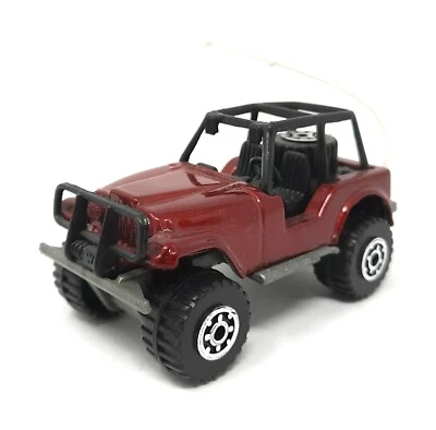 Matchbox Superfast Jeep 4 x 4 rosso vino circa 7,5 cm Cina - Immagine 1 di 2
