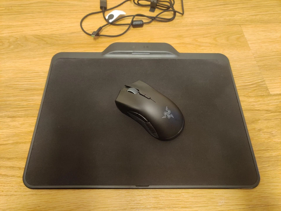 RGB Gaming Maus RAZER MAMBA FIREFLY HYPERFLUX Wireless Power Mouse OVP gebraucht - Bild 1 von 1