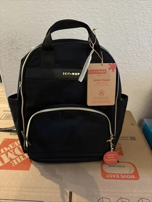 Skip Hop Envi-Luxe Eco Diaper Bag Backpack - Black *NEW* 🔥🔥 - Image 1 of 4