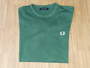 Fred Perry Shirt Grün - Größe S - Basic Design - Bild 1 von 5