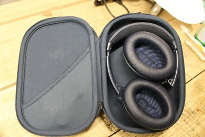 Bose QuietComfort 35 Noise Cancelling Wireless Headphones Bose QC35 Series II - Image 1 of 4