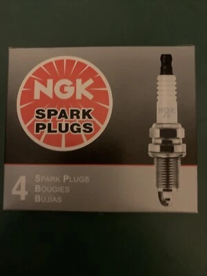 NGK (1095) BCPR7ES-11 Standard Spark Plug - Set of 4 - Image 1 of 3