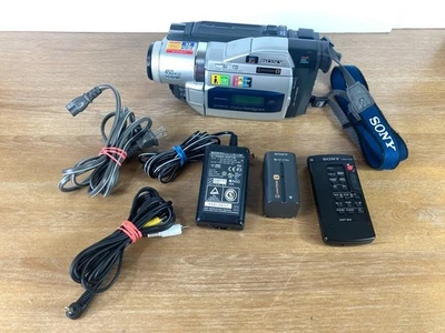 Sony DCR-TRV820 Digital 8 Hi8 Handycam Camcorder Remote Battery Charger…Working! - Image 1 of 4