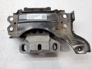 SEAT IBIZA FR MK5 6F 17-22 GEARBOX MOUNT 2Q0199555AE - Picture 1 of 3