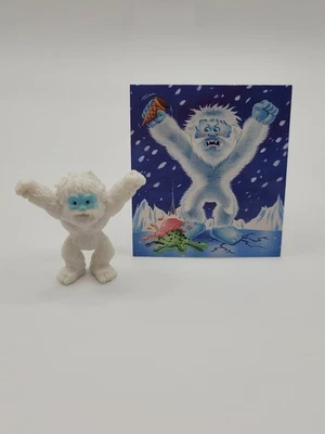 Minifigura pintada Garbage Pail Kids 2014 MiniKins Serie 2 Yeti Eddie GPK Foto 1 de 4