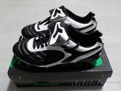 RARE SCARPE DIADORA BOMBER SC CALCIO FOOTBALL BOOTS ITALY 1990 42 8 BNIB VTG Foto 1 de 4