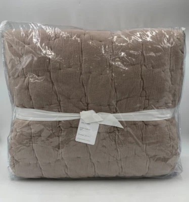 Pottery Barn Handcrafted Cloud Cotton Linen Quilt Pale Lilac Full Queen #4781 - Image 1 of 4