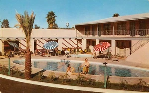Flamingo Hotel Bathers Poolside Patio Scene Phoenix,AZ Vtg 1960's Postcard - Bild 1 von 2