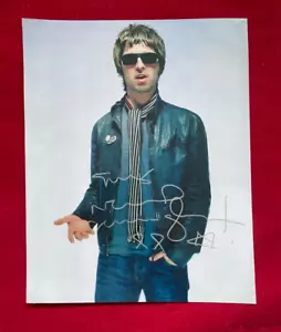 Fotografía firmada a mano A4 autógrafo de Noel Gallagher Oasis - Imagen 1 de 2