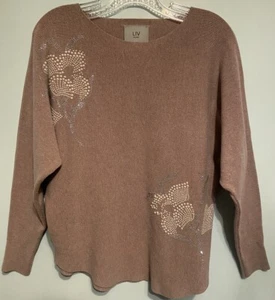 Liv Milano M Dusty Lavender Pullover Blumen Strass Perlen weich Rundhals - Bild 1 von 11