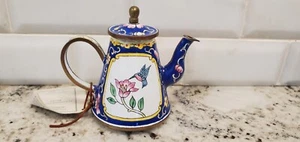 Vintage Kelvin Chen Style Hand Painted Enamel Metal Miniature Teapot Hummingbird - Picture 1 of 5