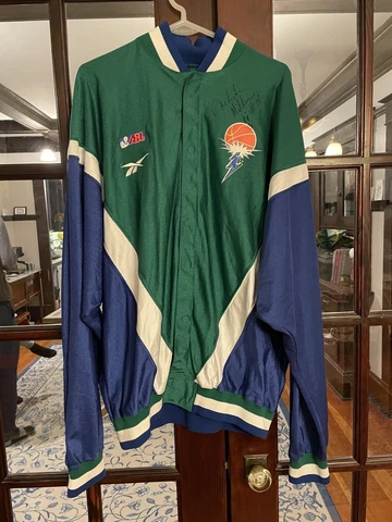 Portland Power Basketball ABL 1997 1998 1999 Reebok Jacket Delisha Milton Jones Cover