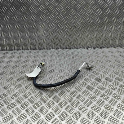 VOLVO XC60 MK2 A/C Air Con Hose Pipe 32400319 2.0 Hybrid 184kW 2024 32236026 - Image 1 of 4