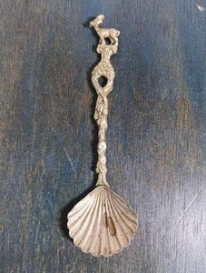 Beautifully Detailed Vintage Goat Motif Spoon - Italy - Seashell - Fast Shipping - Picture 1 of 6