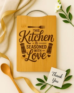 Tabla de cortar "Esta cocina está sazonada con amor", regalo de cocina, regalo de Navidad - Imagen 1 de 4