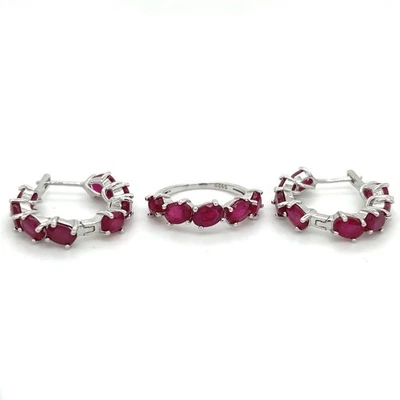 925 Silver 2 Piece Set With Earrings and Ring with Natural Rubies. - Image 1 of 4