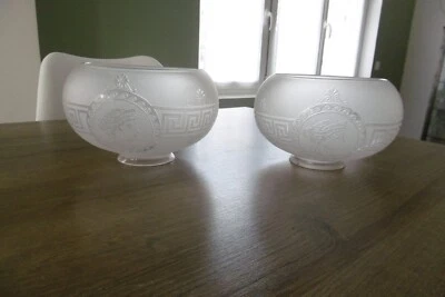 Ancienne paire de globes de lampe à pétrole NO tulipe - Photo 1/4