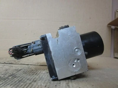 09 2009 Cadillac STS ABS Pump Anti Lock Brake Module Assembly Part 20762331 - Image 1 of 4