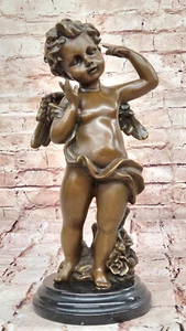 Antigua reproducción francesa escultura de bronce de una niña querubín de una venta Moreau - Imagen 1 de 10
