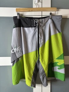 Vintage Y2K Billabong Boardshorts Herren Schwimmen Surf Skate Shorts grün grau 34w - Bild 1 von 9