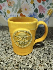 National Park Geek 2022 Aprikose Abby 12 Unzen Kaffeetasse LE 540/720 Deneen Keramik - Bild 1 von 9