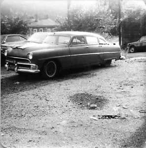 Foto de coche vintage negro y blanco 3,5"x3,5" - Imagen 1 de 1