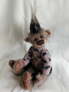 Schnittmuster *Cora*, ein Punkermädchen, 25 cm von *gelibären  - Bild 1 von 10