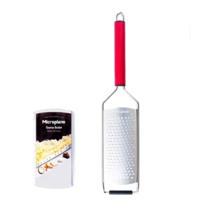 Microplane Coarse Grater – Savor Series Stainless Steel - Red - Picture 1 of 3