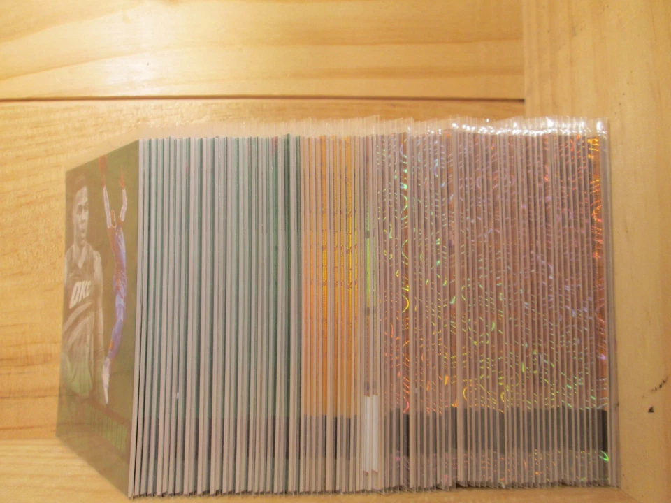 2017-18 Panini Essentials Green, Orange & Spiral Singles $1.25-$12.00 - Image 1 of 1