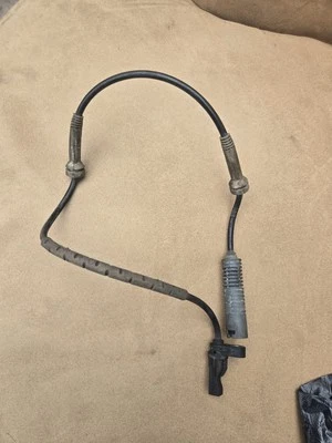 BMW 328I XDRIVE 2011 sensor de velocidad rueda delantera izquierda OEM+ Foto 1 de 2