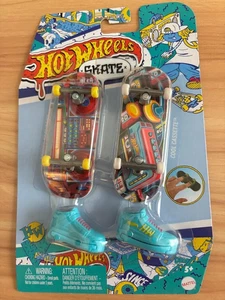 NEW Hot Wheels SKATE Finger Skateboards 2 Pack Booyah Boombox & Cool Cassette - Picture 1 of 5