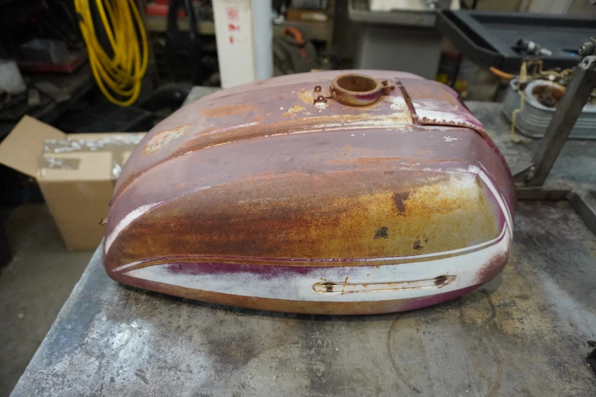 野崎将太/SUZUKI スズキ GT750 ガソリンタンク 純正 野崎将太/SUZUKI スズキ GT750 ガソリンタンク 純正 野崎将太様