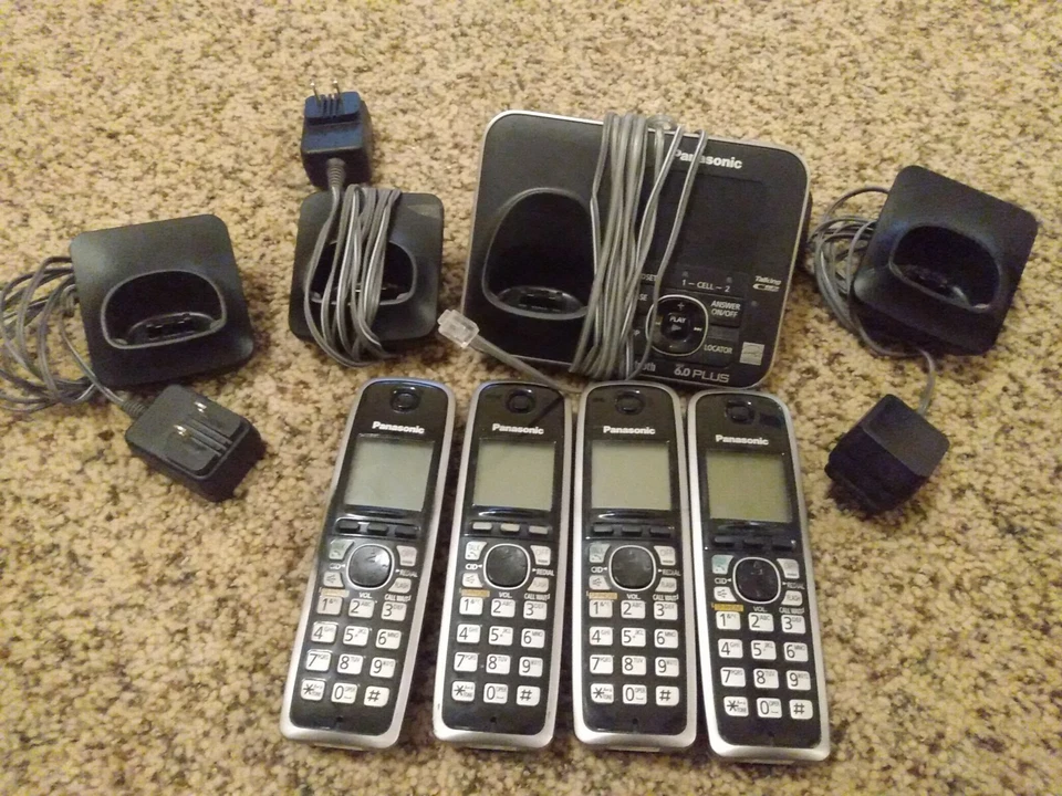 Panasonic Cordless Phone Systems - 4 Phones W Answering Machine - KX-TGA410 - Image 1 of 1