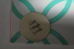 Origami Owl Living Locket Plates Medium (new) LIVE LAUGH LOVE - SILVER - Picture 1 of 1