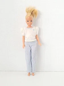 Muñeca Patrón Vintage Años 80 Con Conjunto Ojos Azules Cabello Rubio Mattel - Imagen 1 de 6